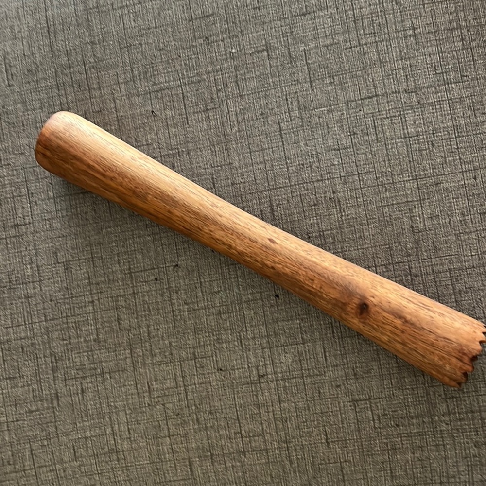 Like new - wooden drink muddler